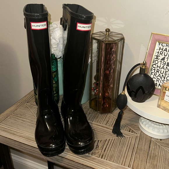 Hunter Shoes - Hunter Original Tall Black Gloss Rain Boots EUC